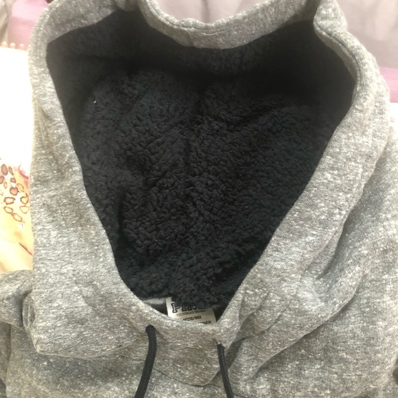 Vs pink bling sherpa hood pullover top - Picture 3 of 4